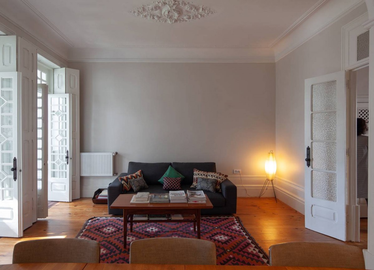 8-downtown_oporto_house.jpg